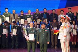 Trao giải thưởng văn học, nghệ thuật, báo chí Bộ Quốc phòng”